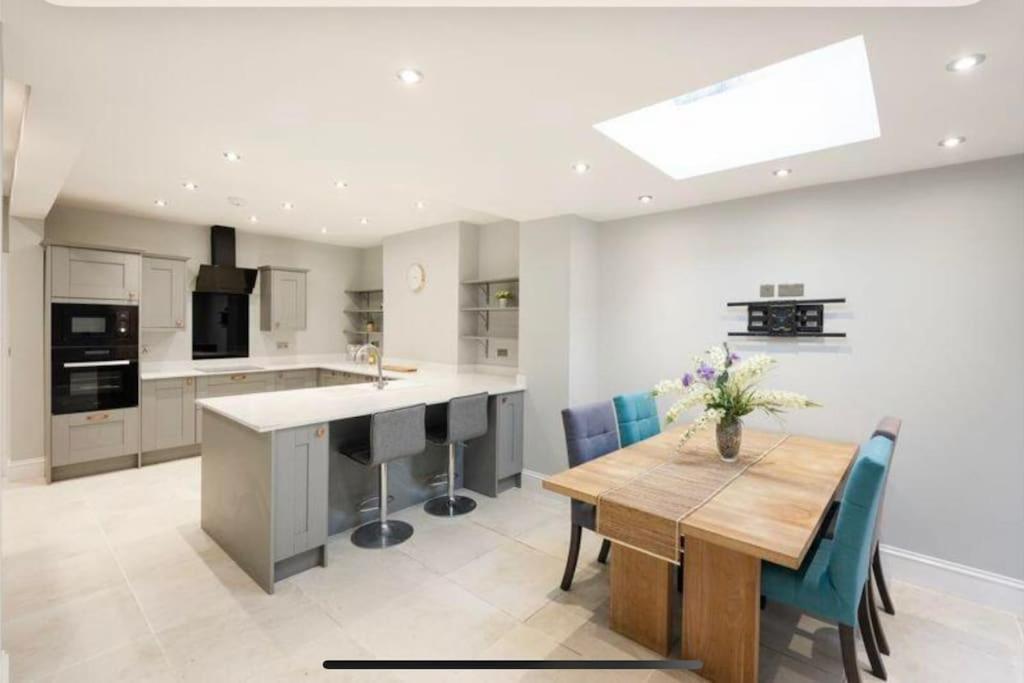 Three Storey Clifton Town House 布里斯托 外观 照片